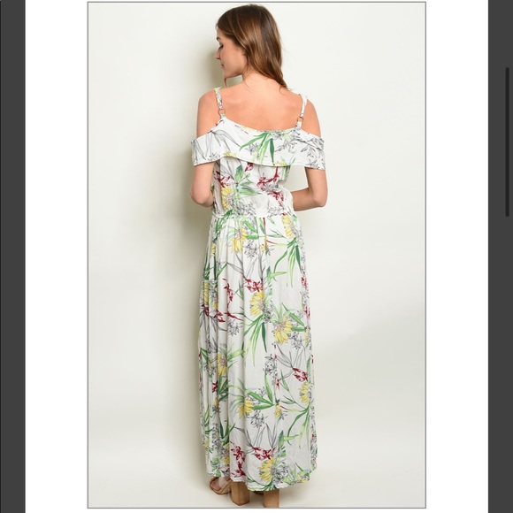 NWT Joy & Co. off white green cold shoulder dress - Picture 2 of 7